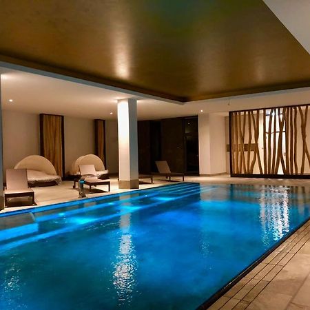 Sunny Suite: Elegant Beachfront Apartment with Pool and Pet-Friendly Wellness Area Boergerende-Rethwisch Exterior photo